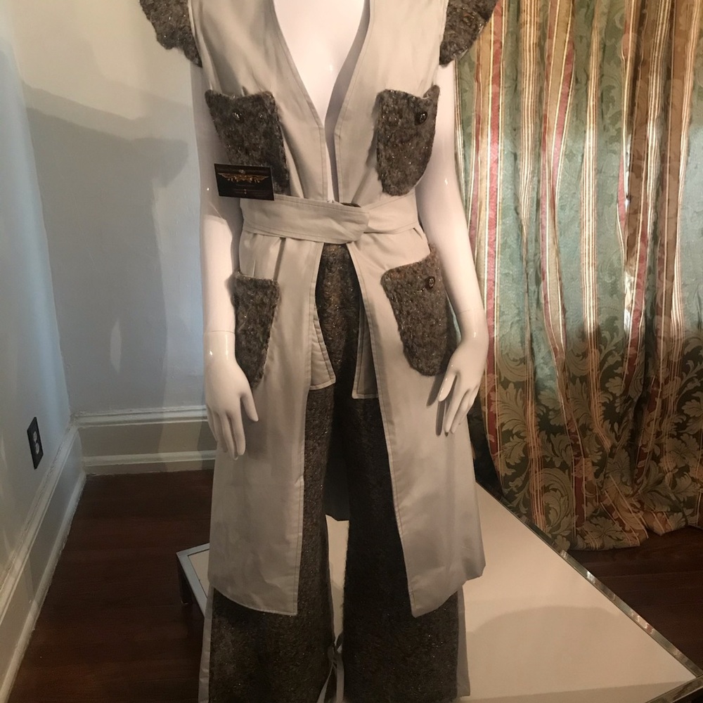 2 Piece Set Size 8 - image 2